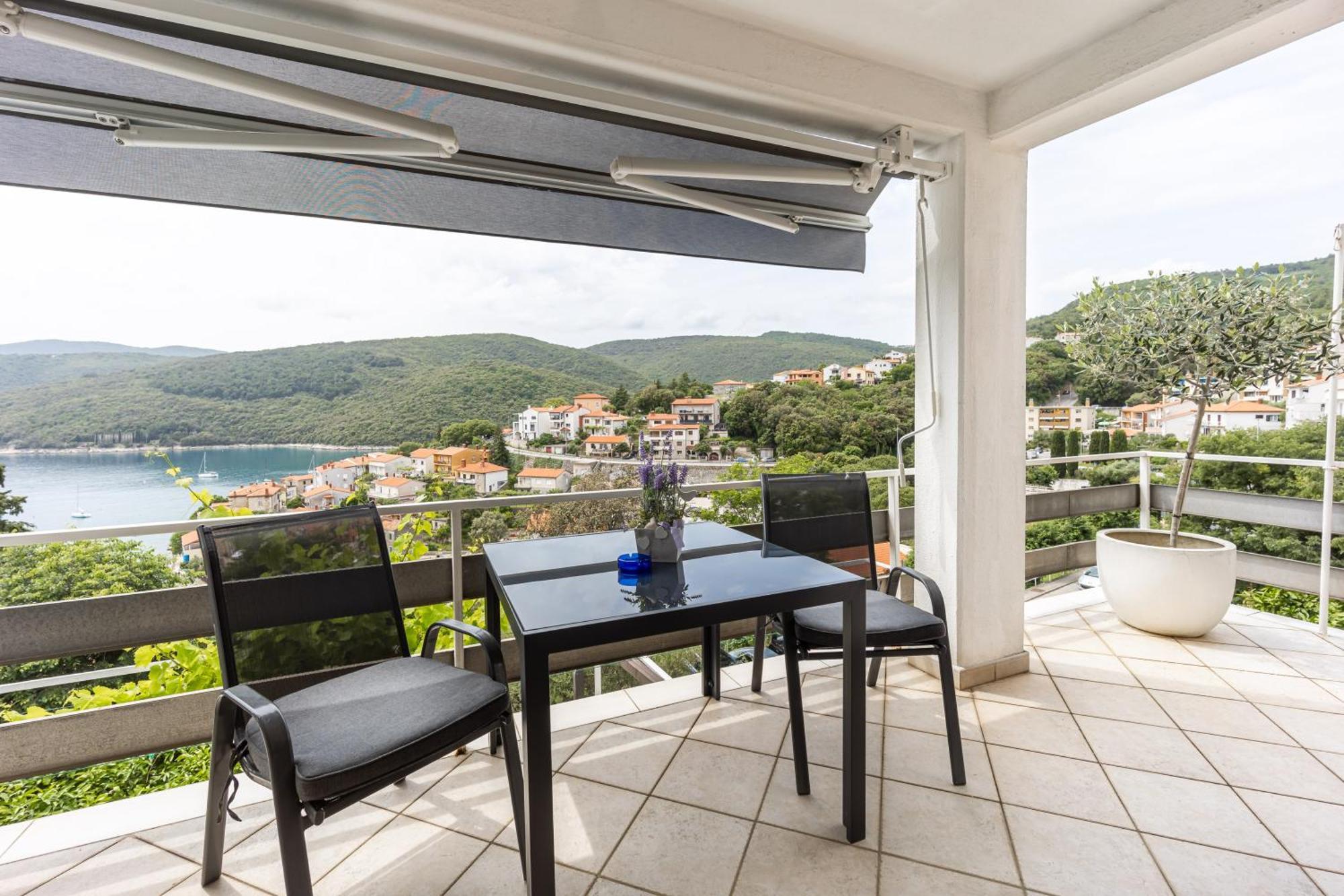 Apartments Sea View Rabac Habitación foto